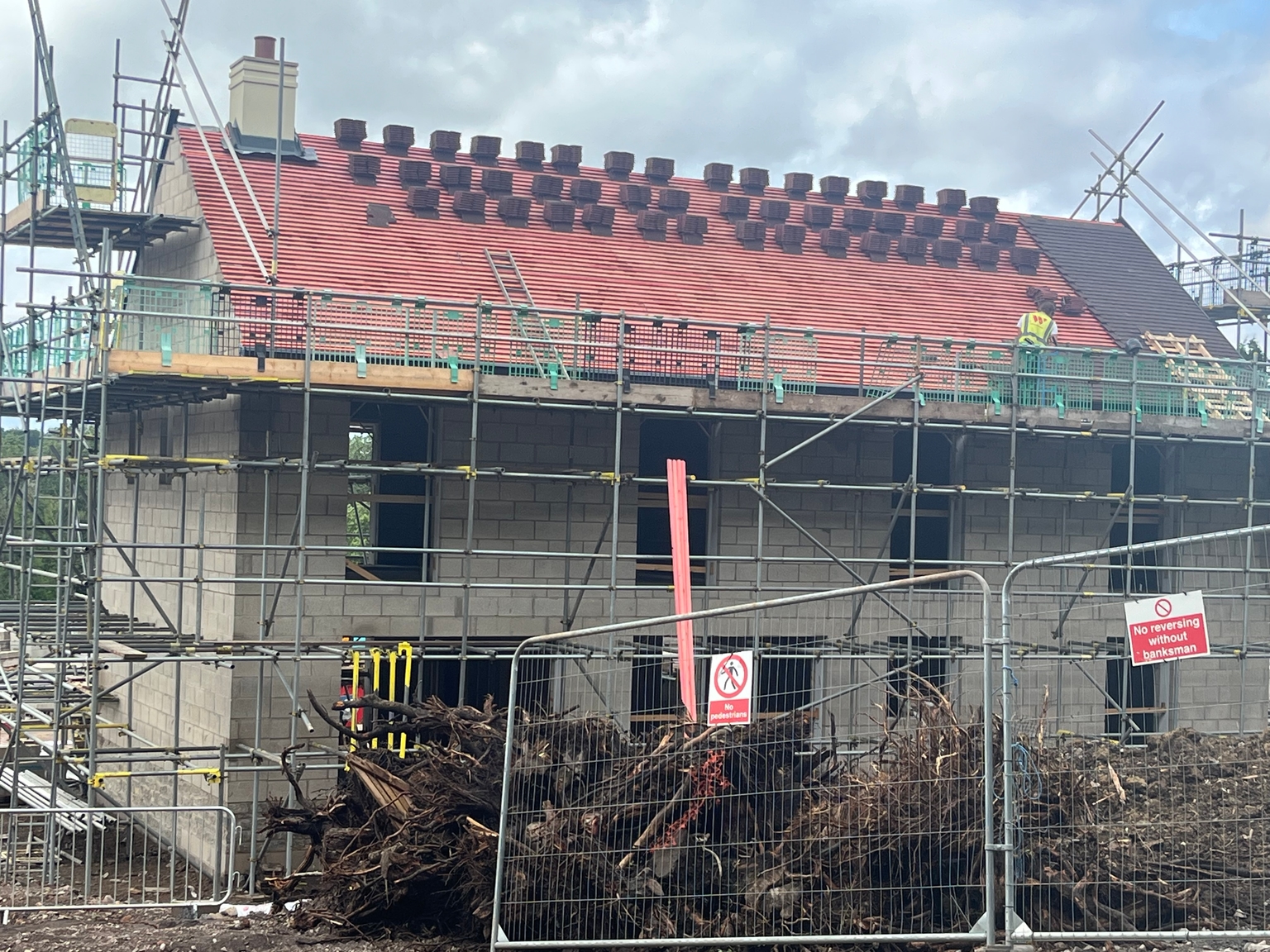 Roof going on, and internal walls going in, the show home at Eastwood Park! On track for September launch...